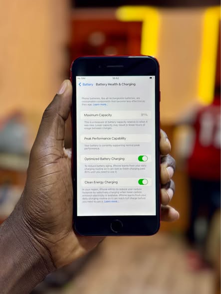A picture of iPhone 8 original parts at only 299 000