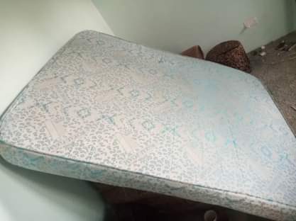 A picture of 5 6 Matress