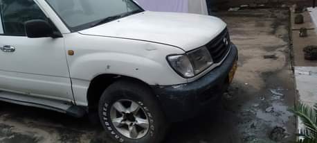 A picture of TOYOTA LANDCRUISER GX