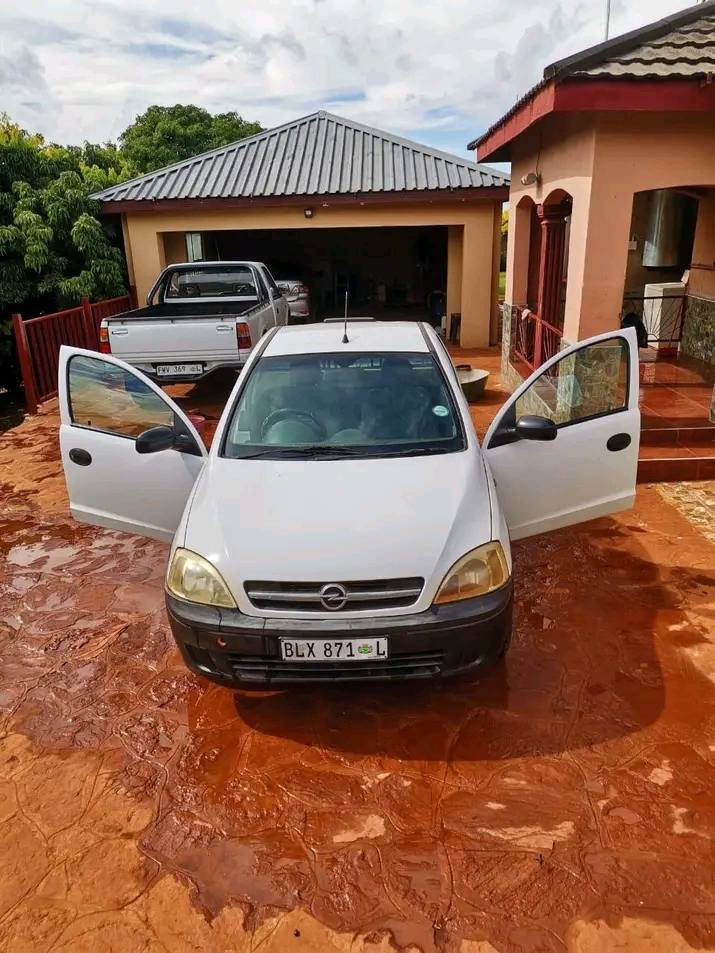 Khensani J.