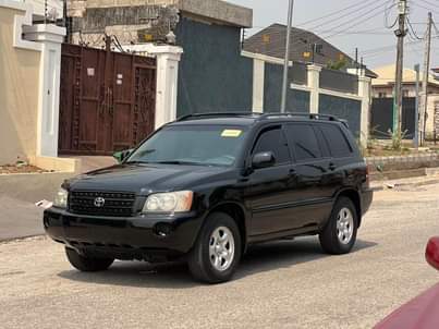 A picture of Foreign Used 2003 Toyota Highlander Available V6 engine