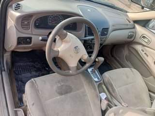 A picture of Nissan sentra 2005