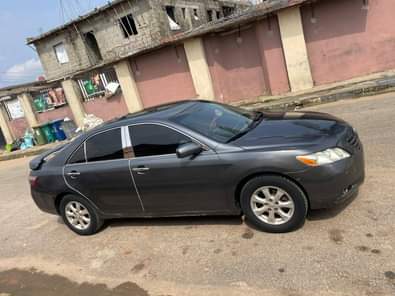 A picture of Toyota camry 08 Just 5 4 den 100k settlement Serous