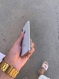 A picture of Iphone X