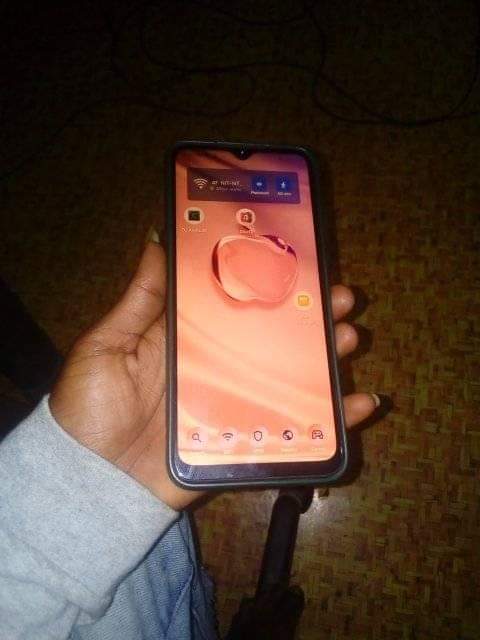 A picture of INFINIX Hot10