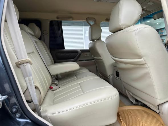 A picture of LANDCRUISER VX ONSALE