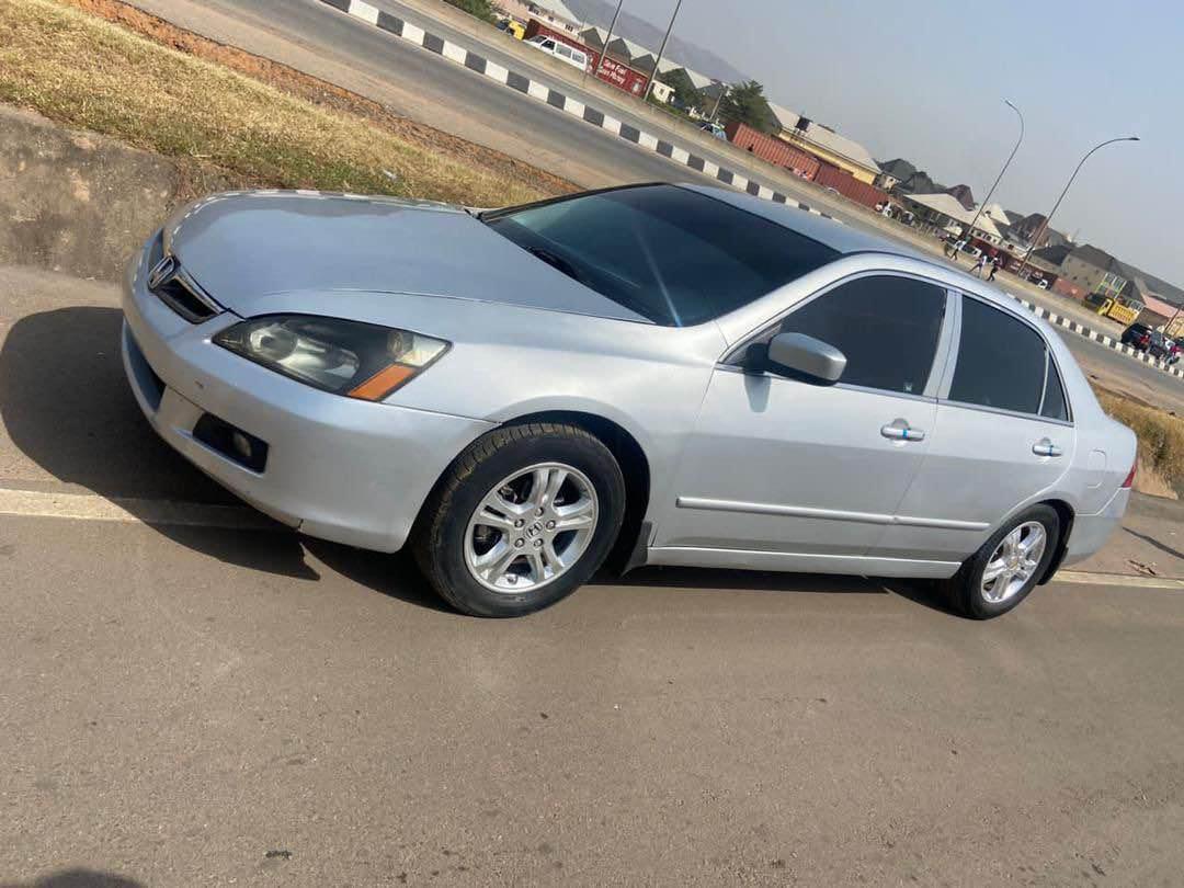 A picture of Honda dc