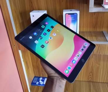 A picture of Ipad 10.2 Generation 7