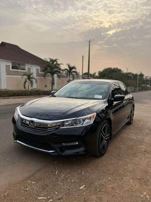 A picture of Extremely clean and sharp toks 2016 Honda Accord sport edition