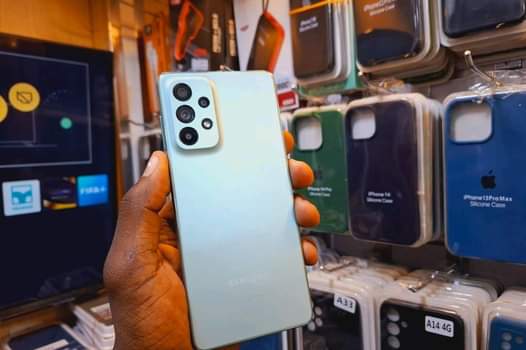 A picture of Uk Used mobile Gadgets available call 0704503291 0778497754