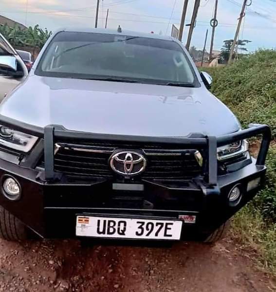 used toyota hilux
