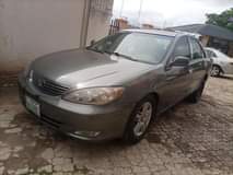 A picture of 2005 TOYOTA CAMRY