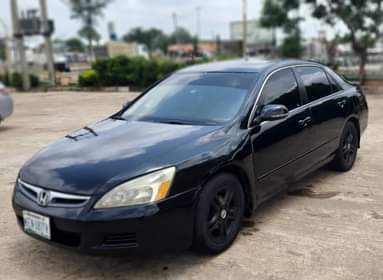 A picture of Honda Accord 2007 model aka Dc for sale Clean body