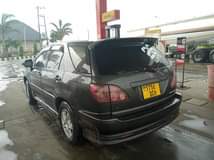 A picture of TOYOTA HARRIER