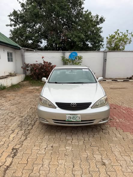 A picture of Toyota Camry complete first body pan Toks standard just a