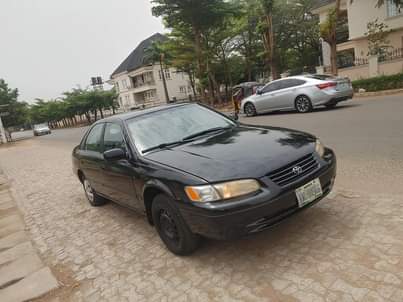 A picture of Toyota Camry Pecil light for sale