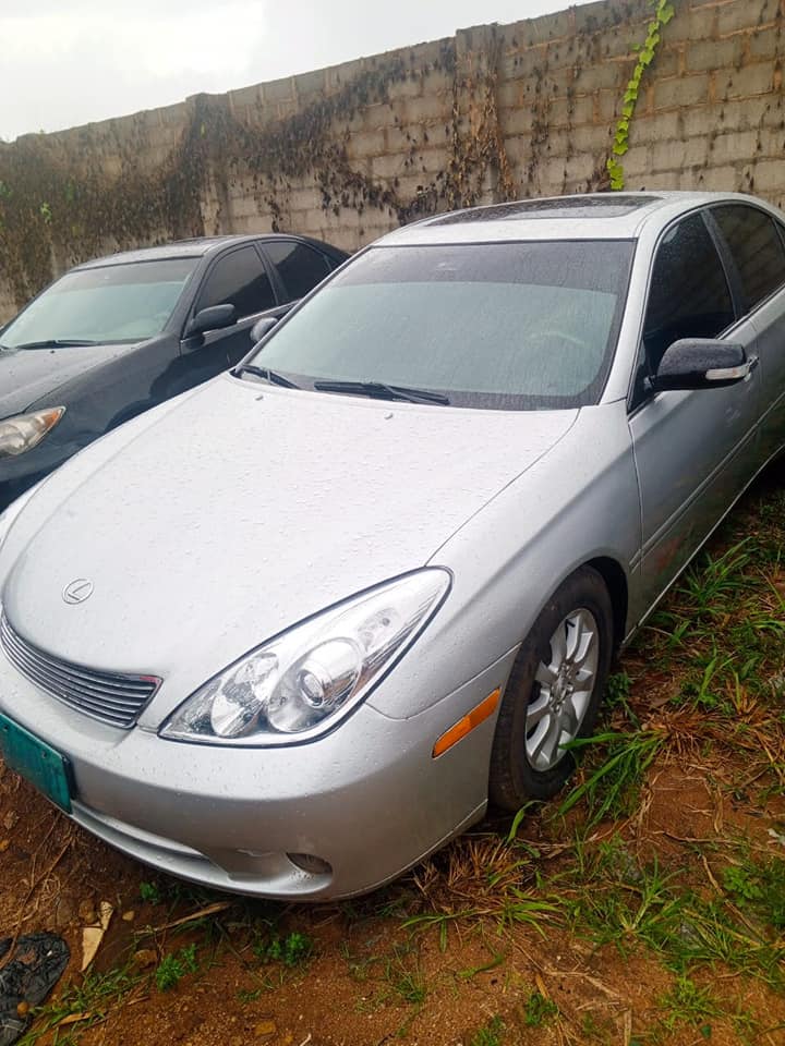 A picture of Neatly used Lexus Es 330 2005 model... Engine gear AC