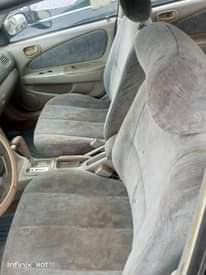 A picture of 2000 Toyota Corolla 2000 Alloy