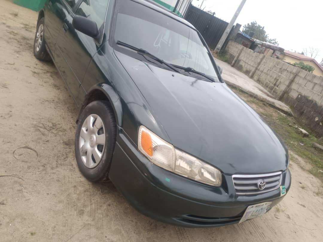 A picture of Toyota Camry Drop Light