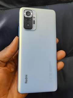 A picture of Redmi Note 10 Pro Max 800k
