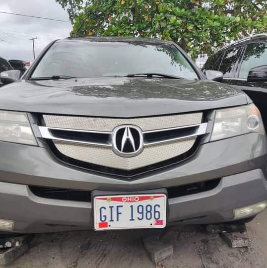 A picture of 2008 Acura MDX Good