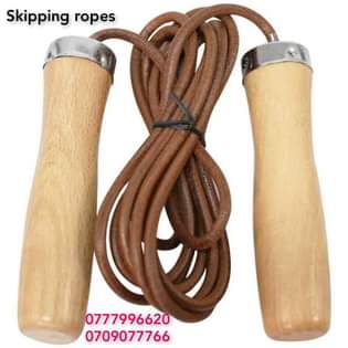 A picture of Leather skipping ropes