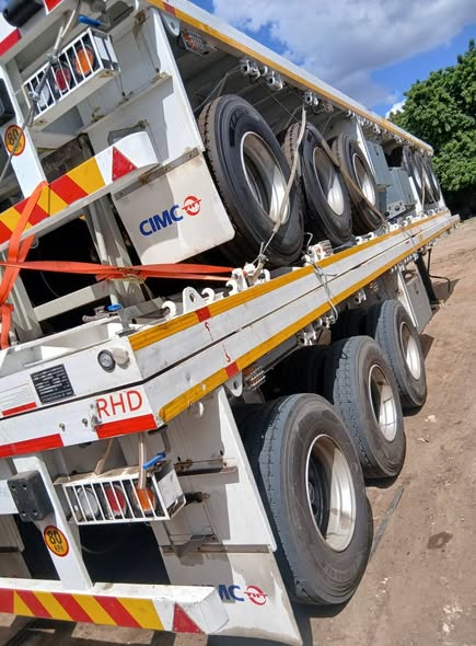 A picture of Cimc Flatbed trailer