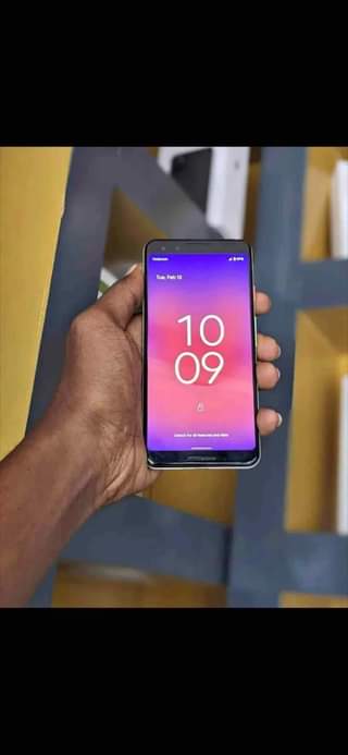 A picture of Google pixel 3 64gb 180 000 tu
