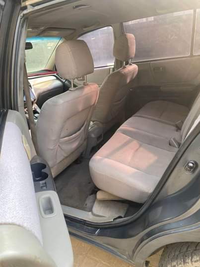 A picture of Toyota highlander 2006.