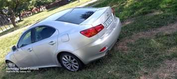 lexus is250