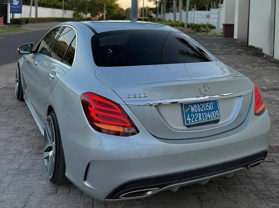 A picture of MERCEDES BENZ C CLASS 200