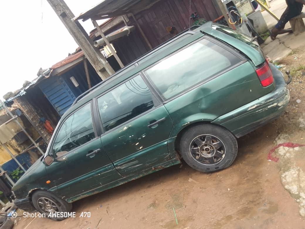 A picture of Volkswagen Passat