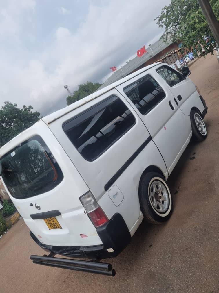 used nissan caravan