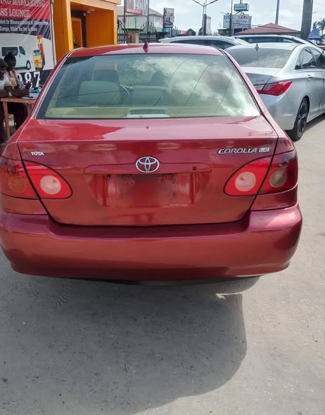 A picture of Toyota Corolla 06