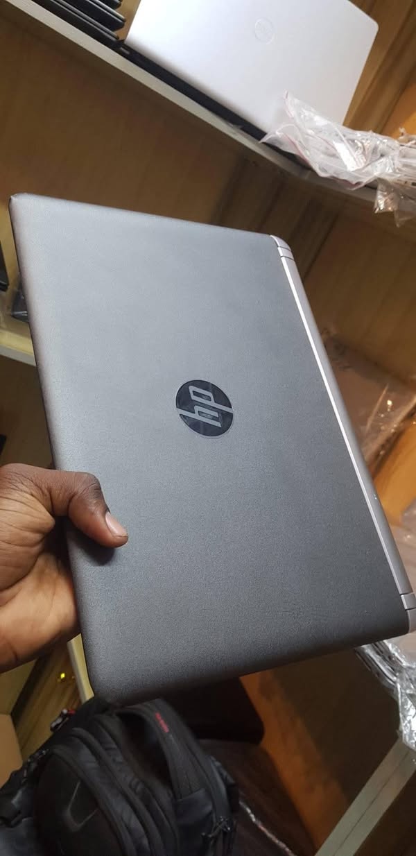 A picture of HP PROBOOK