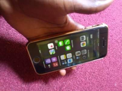 A picture of IPhone 7 original