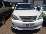 A picture of Toyota Mark X Ractis Nissan Harrier