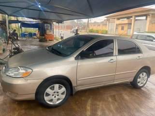 A picture of Toyota Corolla 04