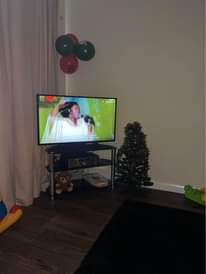 A picture of Sony 43inches television for sale