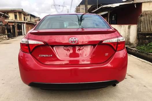 A picture of Toyota Corolla 2016