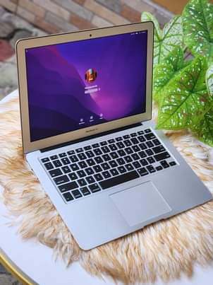 A picture of MacBook Air 2015