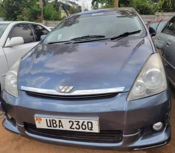 A picture of 2005 Toyota Wish 1.8c