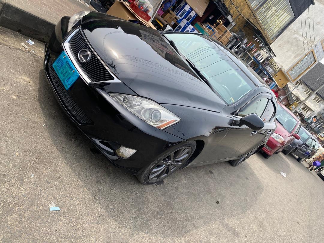 A picture of 2009 Lexus IS 250 09