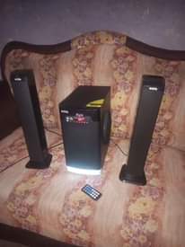 A picture of Sound bar mziki mnene imefungwa mp3 mdundo mkubwa ni clean