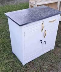 A picture of Karibuni nauza kitchen cabinets mpya ya mbao milango 2 Bei