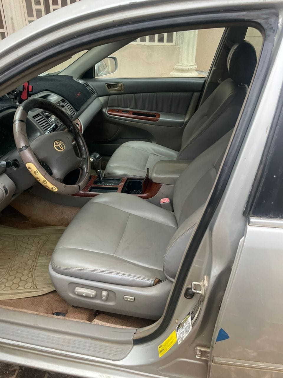 A picture of Camry