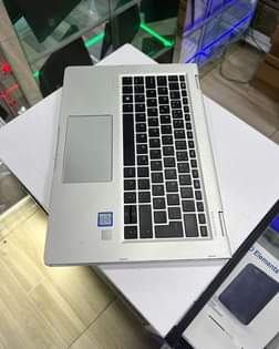 A picture of HP elitebook 1030X360 KALI MNO