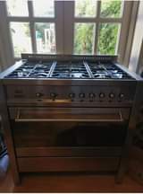A picture of Smeg gas cooker 6 burners