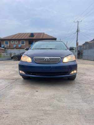 A picture of 2005 Toyota Corolla in perfect condition