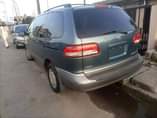 A picture of 2002 TOYOTA Sienna